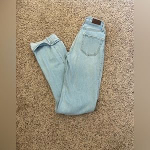 hollister high rise dad jean